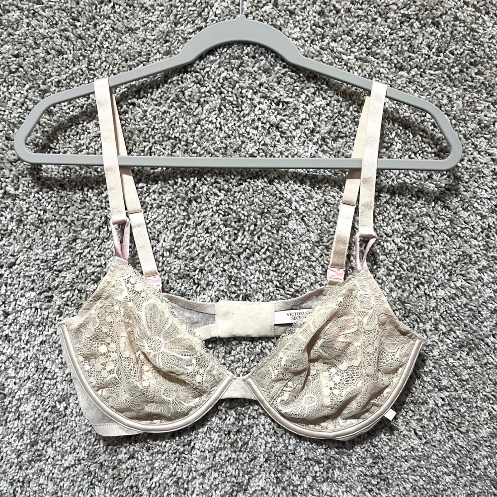 Victoria's Secret Bra Women's 38D Beige Floral Lace Unlined Demi Underwire